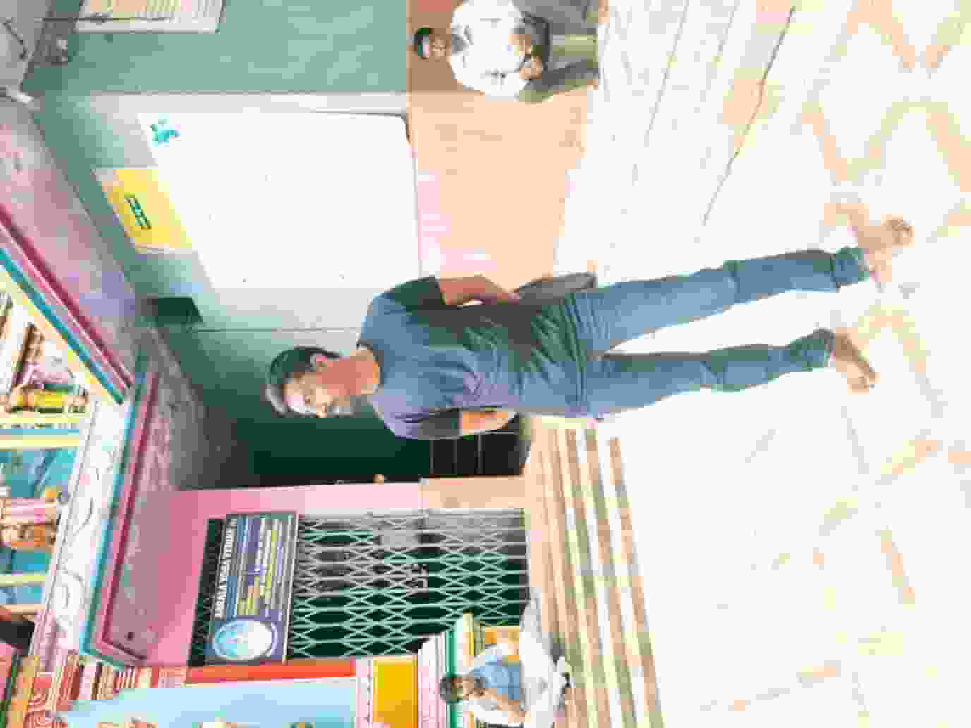 Praveen-Pkj player image