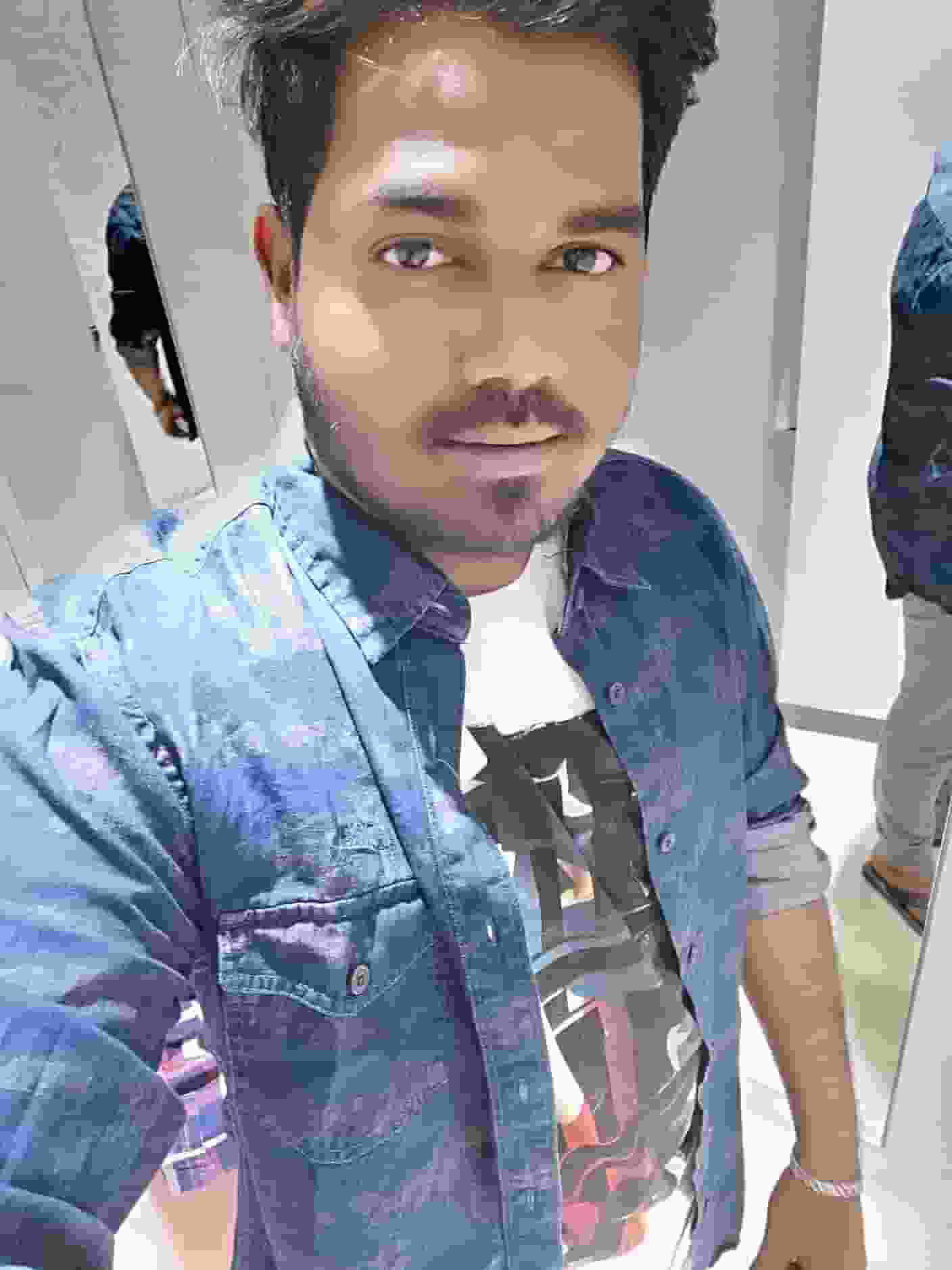 Ramu-M player image