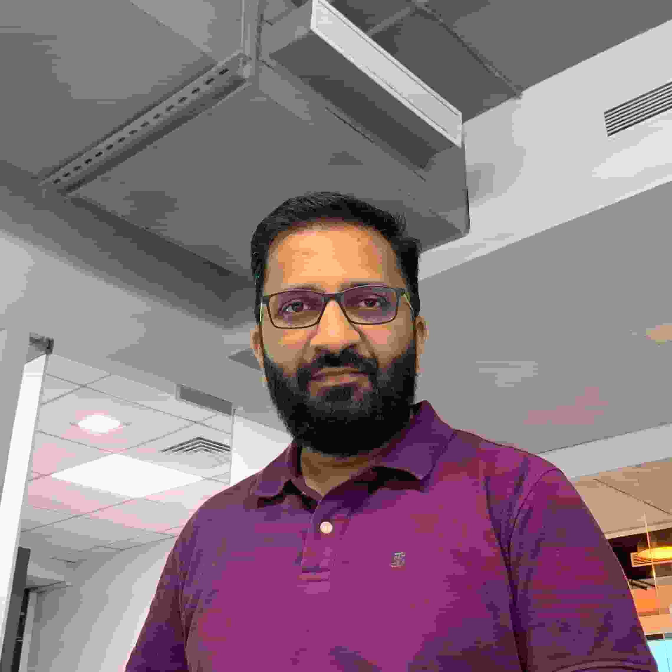 Moiz-Shaikh player image