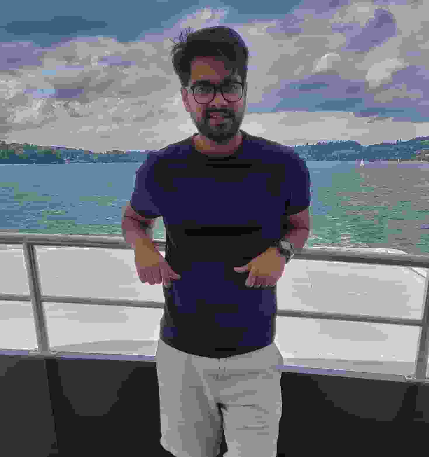 Naitik-Bhatt player image
