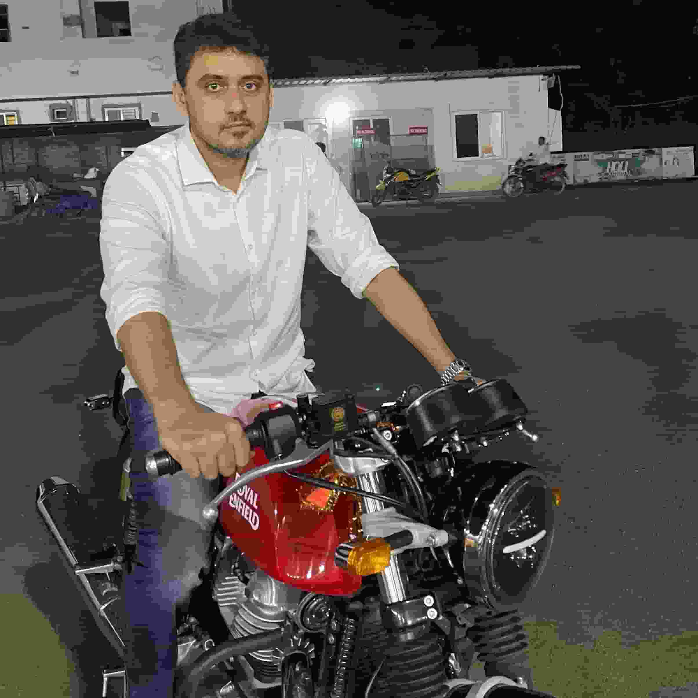 Ravi-Potula player image