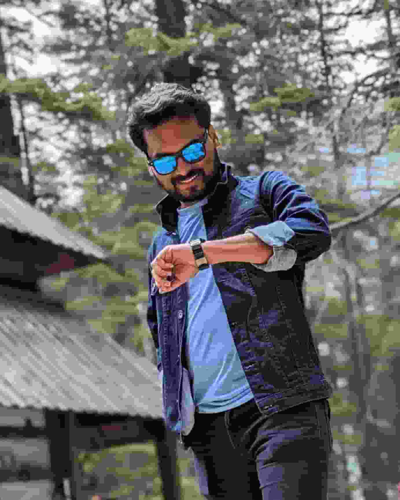 Vivek-Sanapathi player image