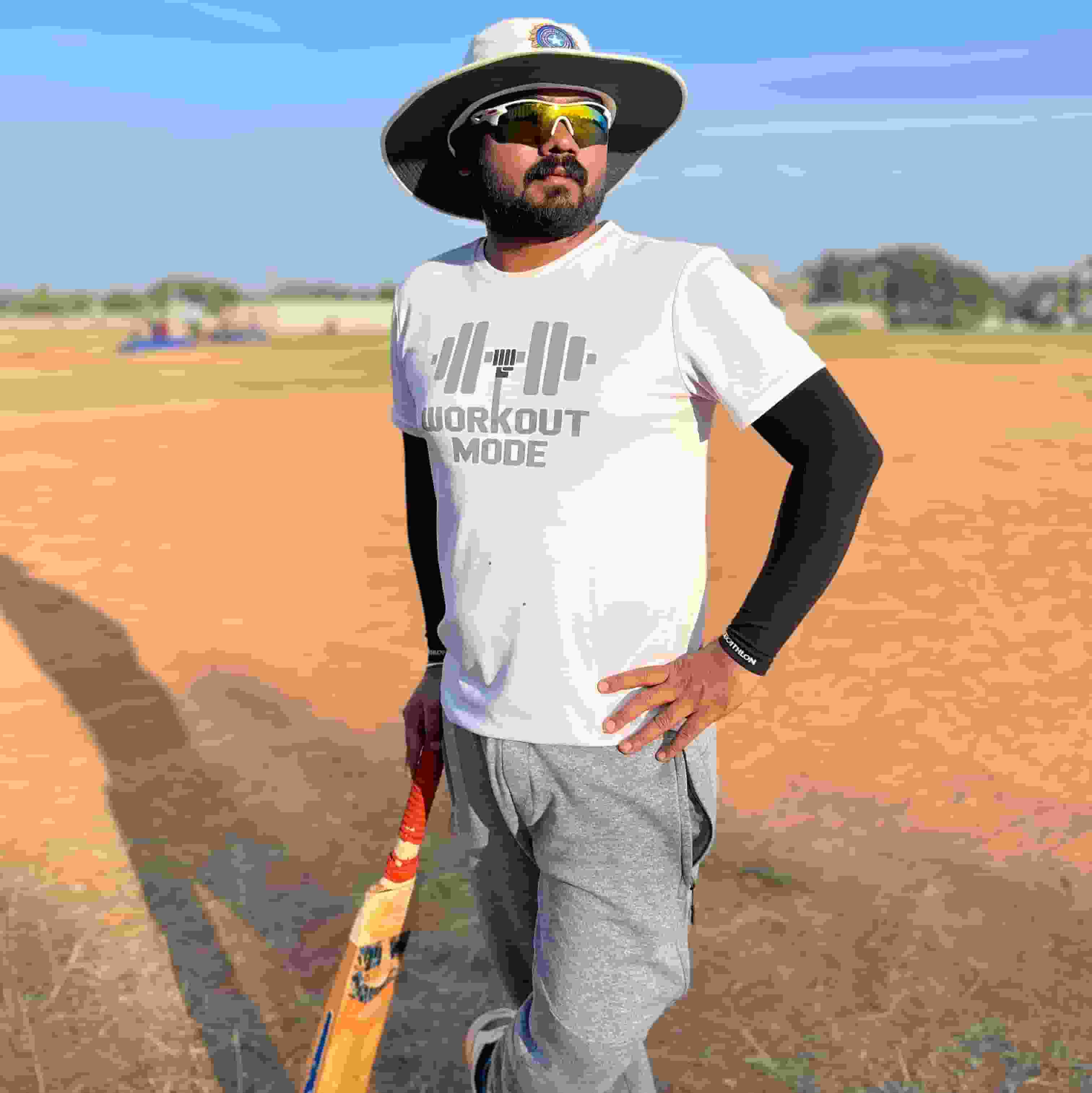 vinod-Mk player image