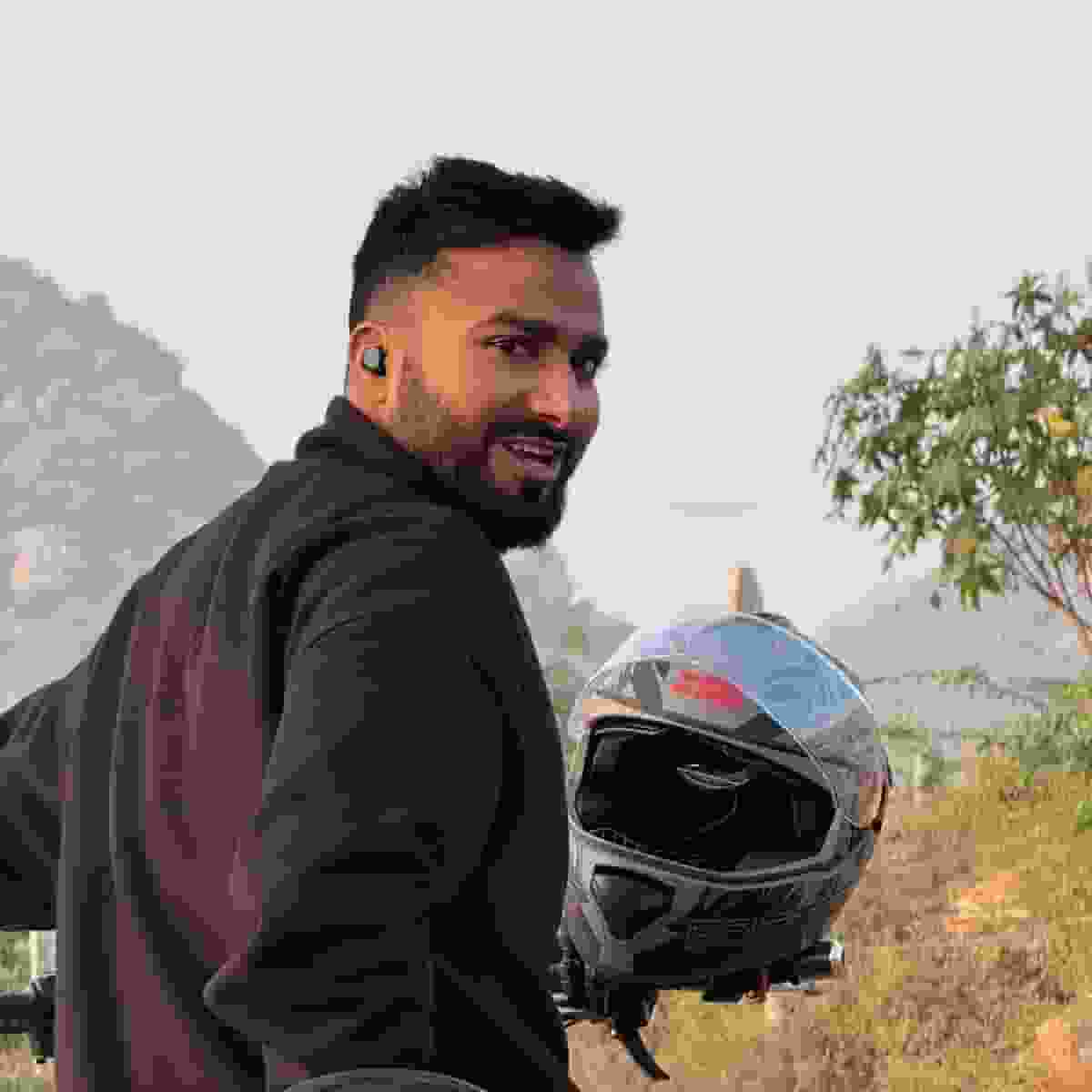 Sourav-Pandey player image