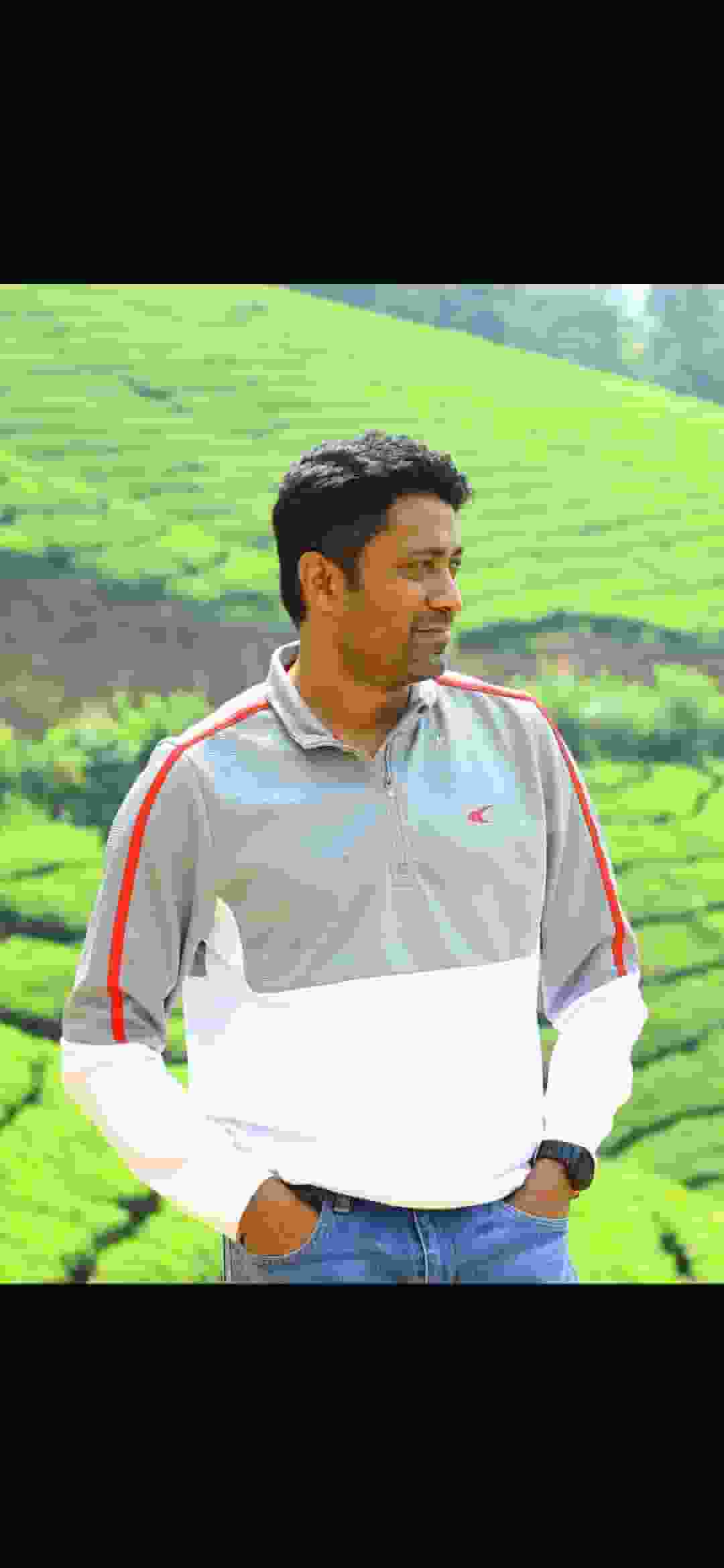 S@h@n@w@z-M player image