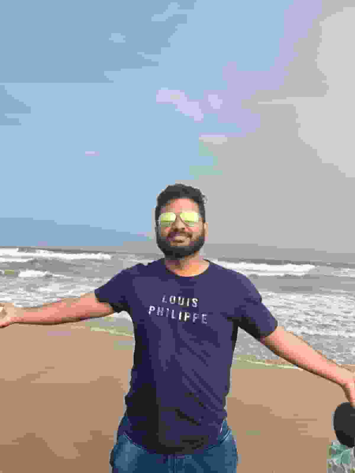 Arvind-Vr player image