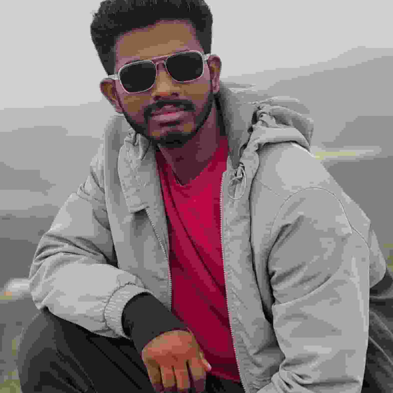 Pavan- player image