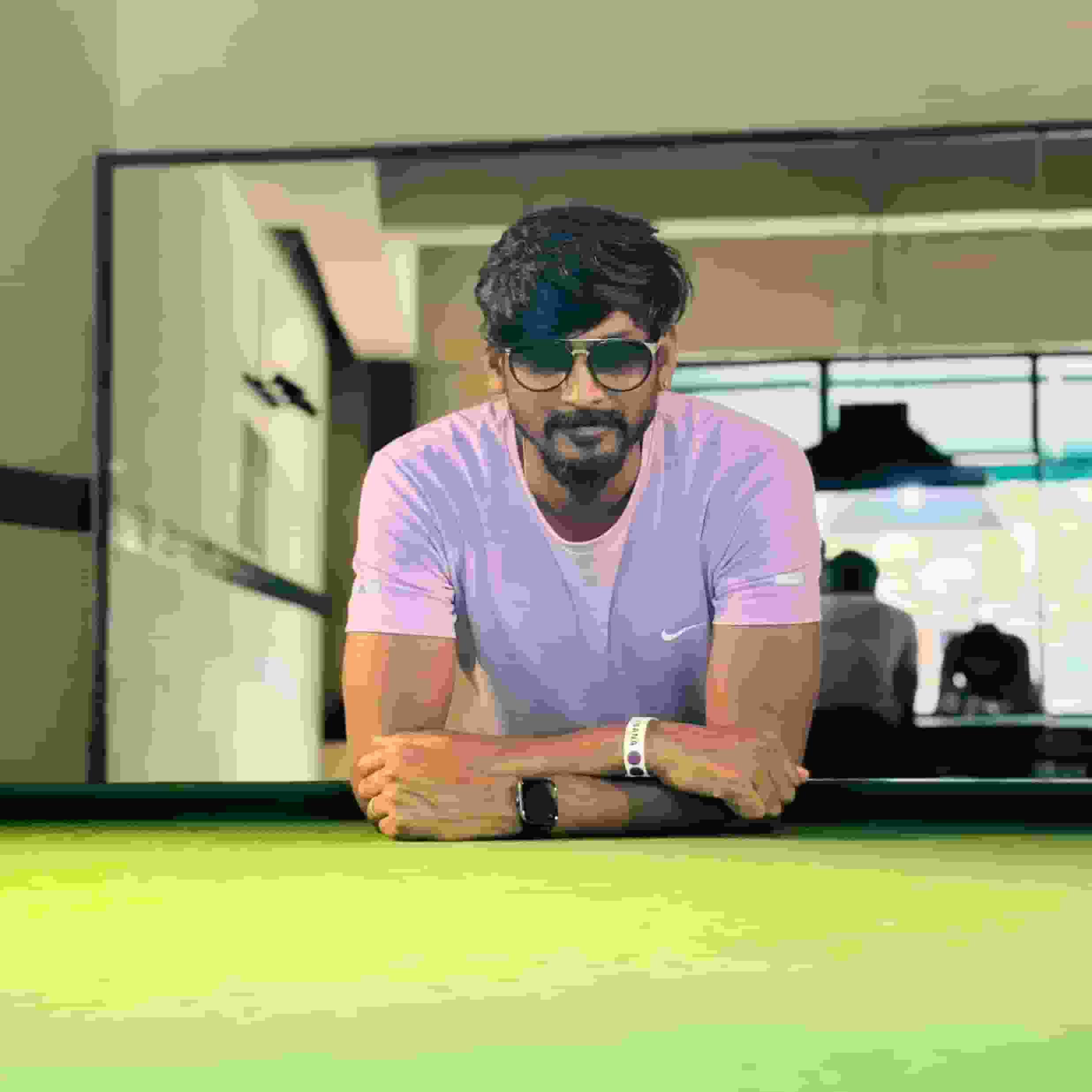 Dave-Dinez player image